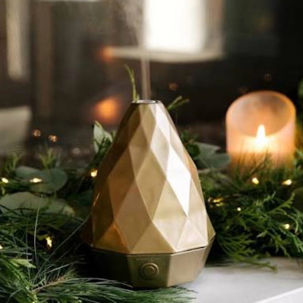 Sage essential oil defuser gold!🌸🌸